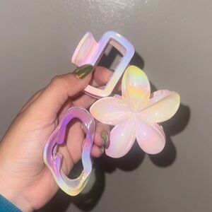 Iridescent Flower Hair Clip Set